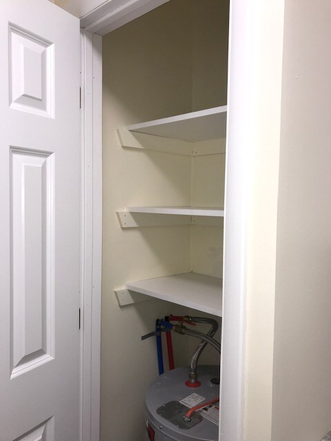 Foto del edificio - 401 County Line Rd