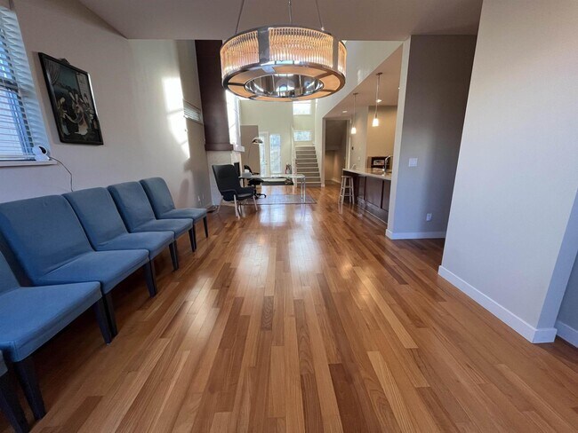 Photo du bâtiment - 2603 162 St