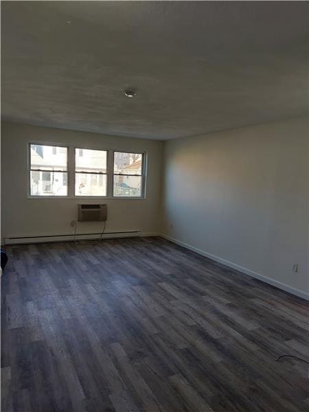 Photo - 82 Station St Apartment