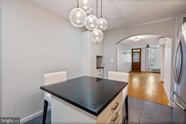 Foto del edificio - 411 Folsom St