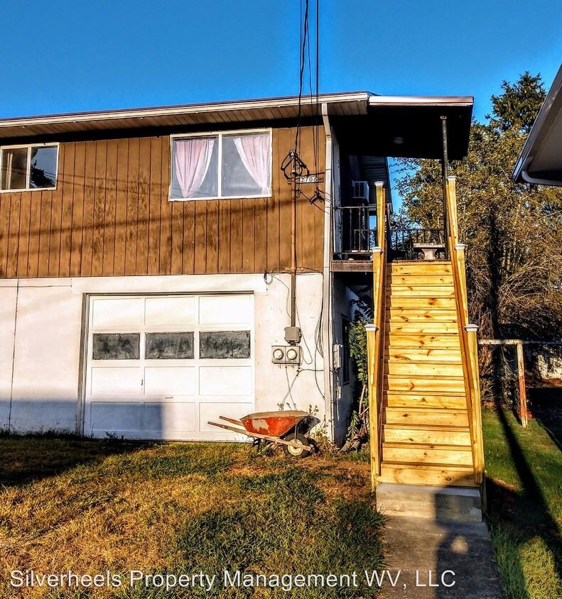 Primary Photo - 2 br, 1 bath House - 2706 Lenore Street