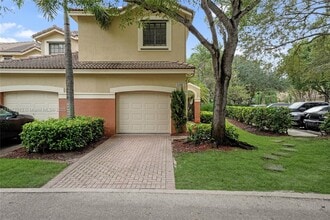 Building Photo - 4101 Forest Dr