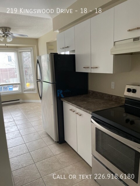Building Photo - 219 Kingswood Dr