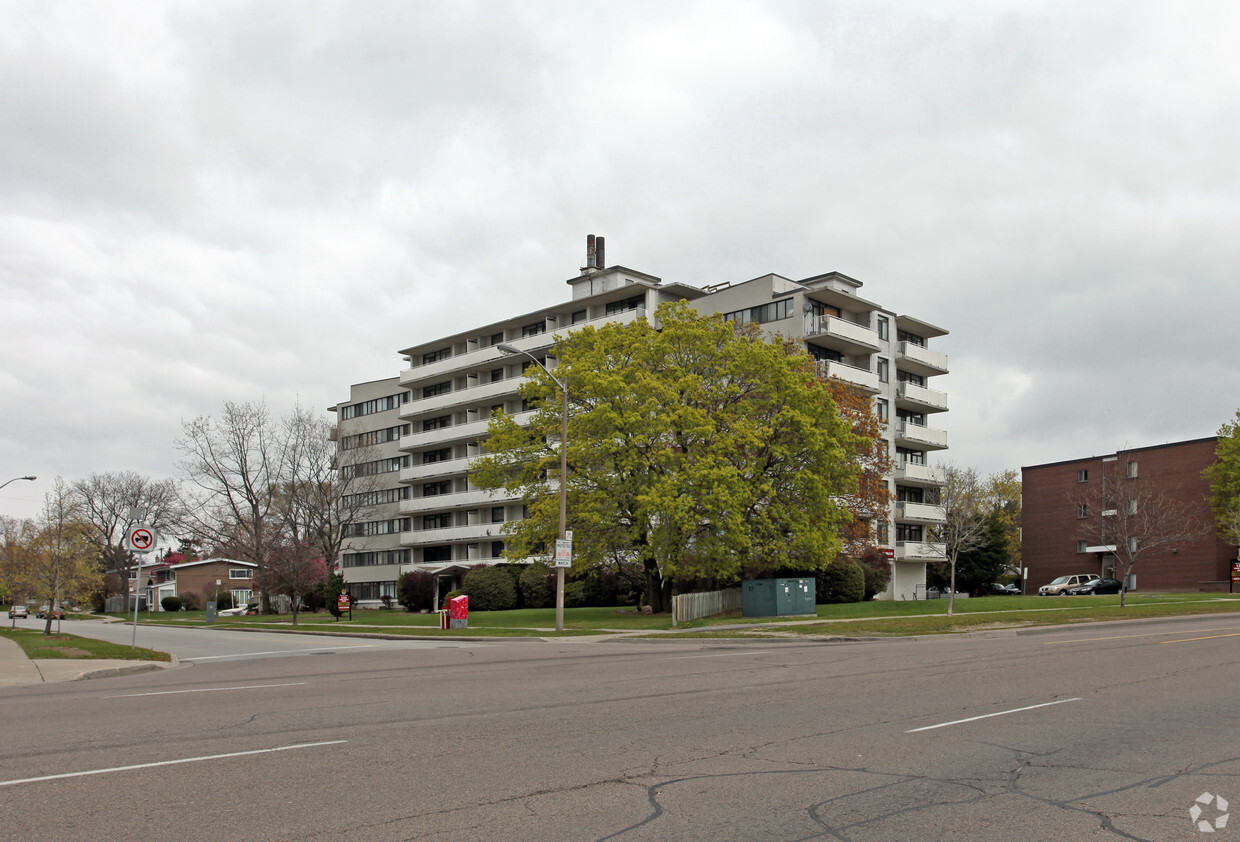 Primary Photo - Don View Towers