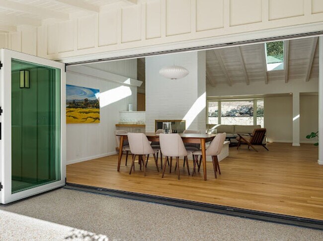 Foto del edificio - Hope Ranch