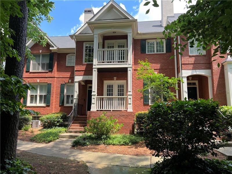 1196 W Brookhaven Dr NE, Atlanta, GA 30319 Townhome Rentals in