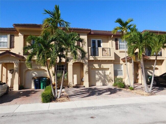 Building Photo - 12813 SW 132nd Terrace