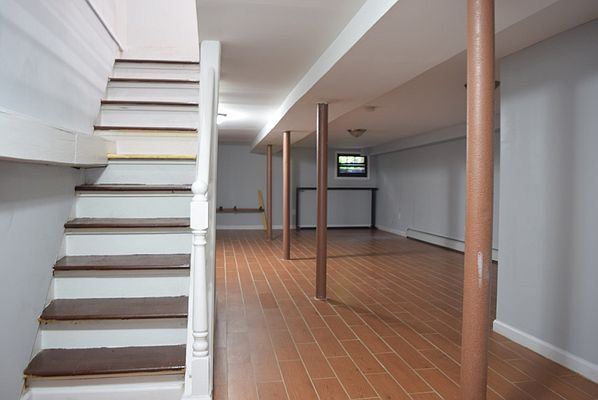 Building Photo - 118A Schaefer St