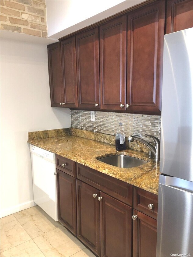 Foto principal - 725 Miller Ave