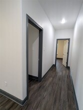 Building Photo - 1028 Francis Dr