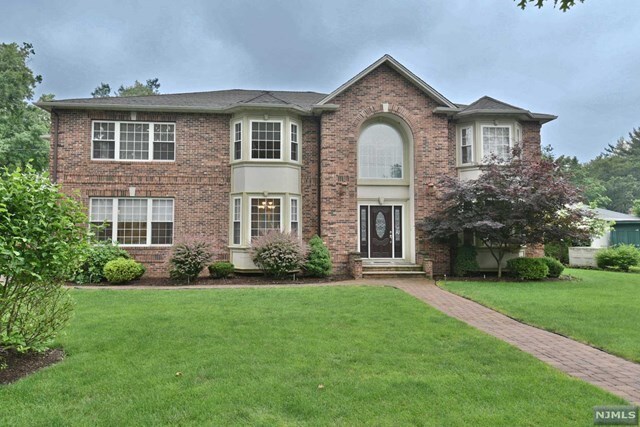 Foto principal - 715 Leclerc Ave