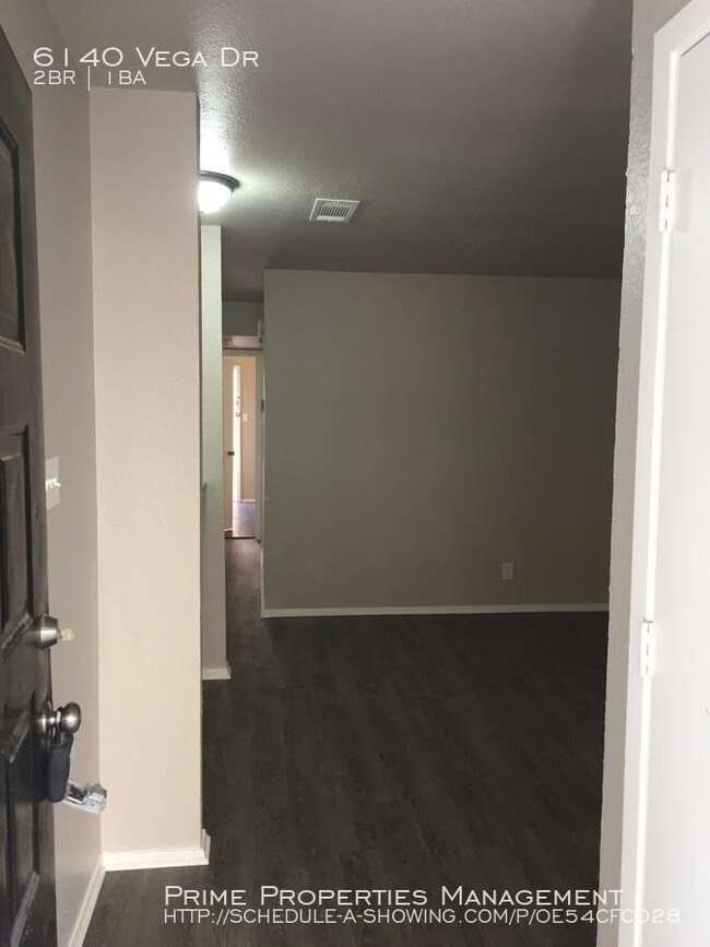 Building Photo - 2 bedroom in Fort Worth TX 76133-2973