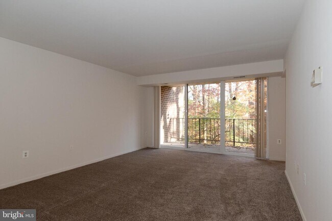 Building Photo - 1554 Northgate Square