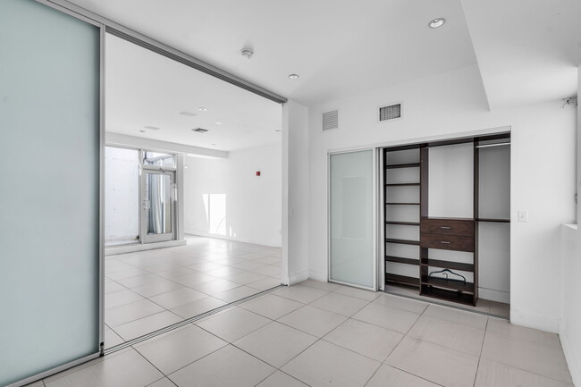 Photo - 229 8th St Apartment