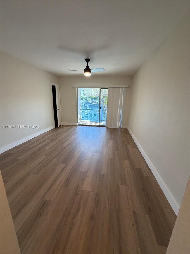 Foto del edificio - 7216 Jacaranda Ln