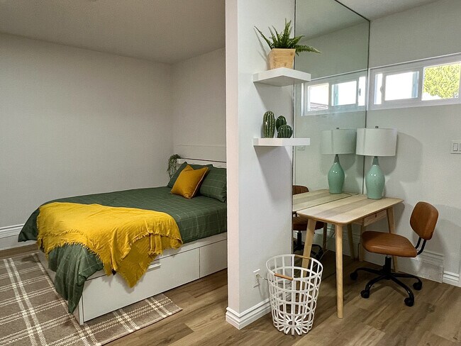 Foto del edificio - 4365 Cerritos Ave