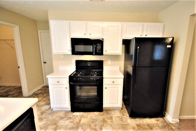 Foto del edificio - 2260 Heatherton Cir
