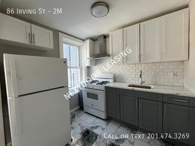 Building Photo - 86 Irving St