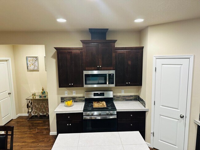 Foto del edificio - 17010 NW Tristan St