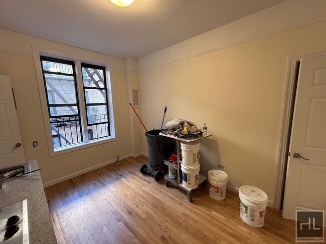 Building Photo - WEST 45 STREET