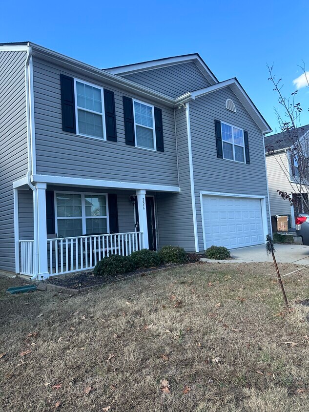 226 Taylors Landing Ave, McLeansville, NC 27301 House Rental in