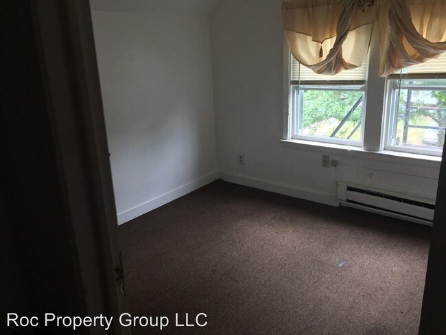Foto del edificio - 2 br, 1 bath Apartment - 687 Genesee St