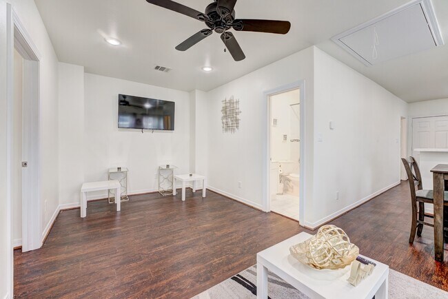 Foto del edificio - 2720 Truxillo St