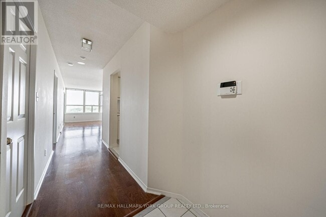 Building Photo - 268-1268 Ridley Blvd