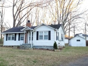 Building Photo - 1019 Braselton Hwy