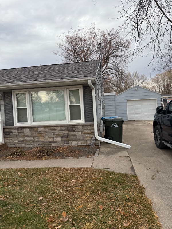 Foto del edificio - 2304 15th Ave N