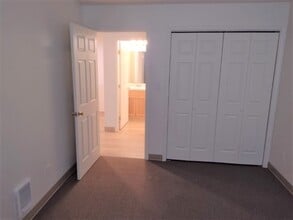 Building Photo - 450 J St