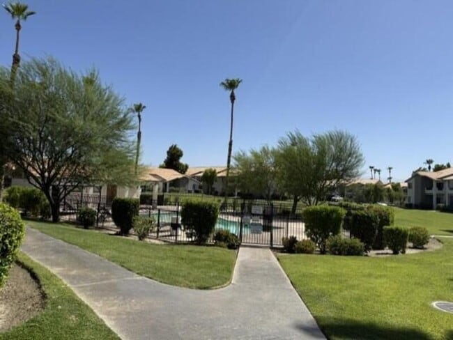 Building Photo - 78650 Ave 42