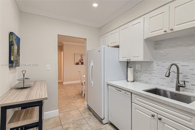 Foto del edificio - 2501 S Ocean Dr