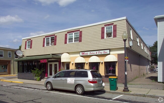 Building Photo - 7 Cottage St Apartments