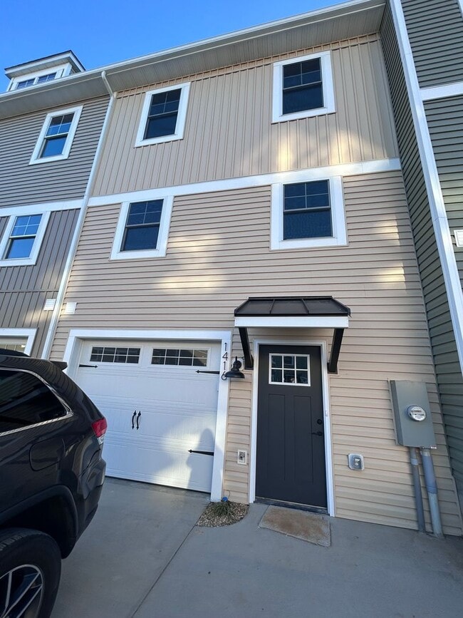 Brand New Luxury 4-Bedroom Townhome with a garage at The Townes at Congers Creek – Phase 3 - Brand New Luxury 4-Bedroom Townhome with a garage at The Townes at Congers Creek – Phase 3