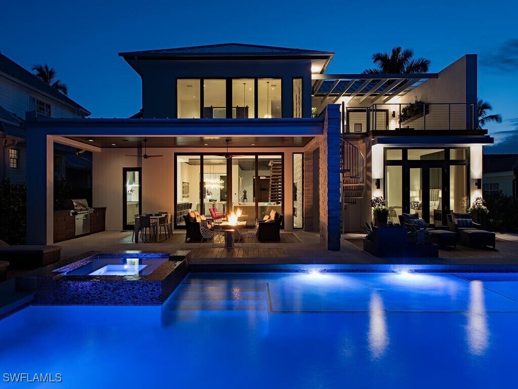 Foto principal - 688 3rd St N