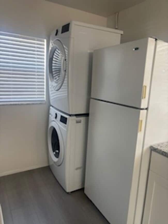 Photo - 2802 Banza St House