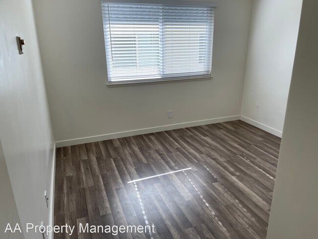 Building Photo - Studio, 1 bath House - 1187 Carlsbad Place