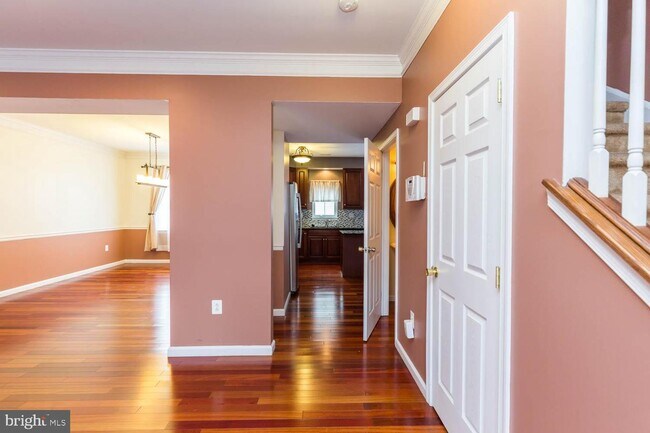 Building Photo - 3518 W Reserve Dr