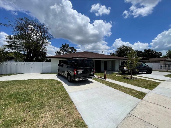 10137 W Hibiscus St Unit 10137, Miami, FL 33157 Apartment for Rent in