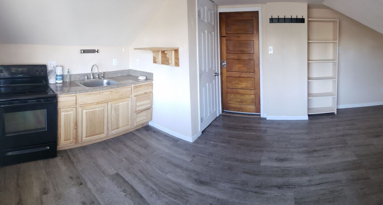 Foto principal - 815 N Sierra St