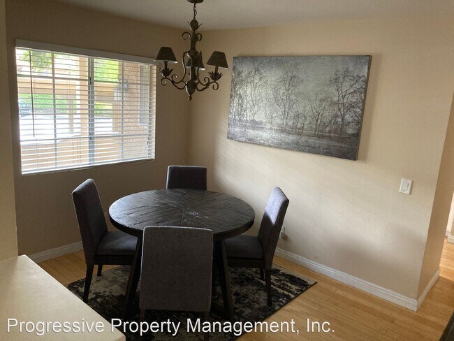Building Photo - 2 br, 2 bath House - 5300 Silver Canyon Rd...