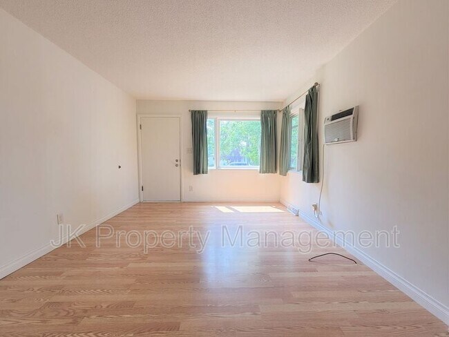 Foto del edificio - 1423 18th Ave S