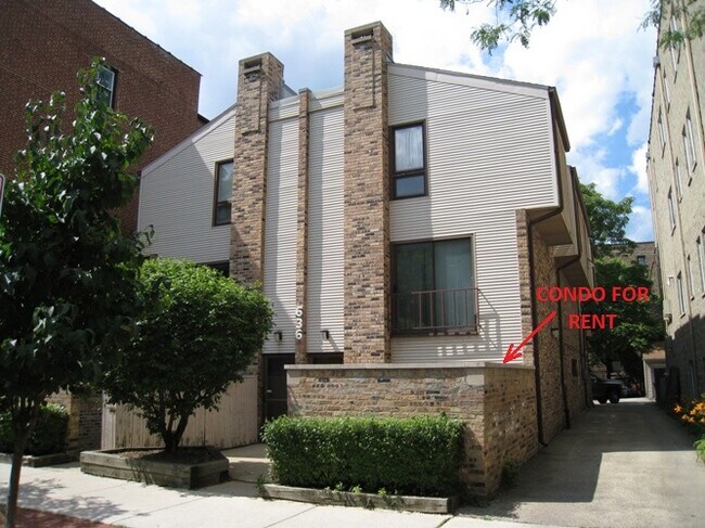 South! - 636 W Buckingham Pl