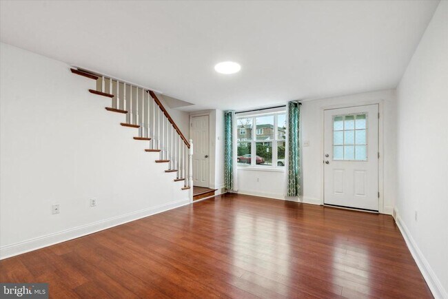 Foto del edificio - 5109 Gramercy Dr