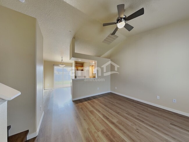 Building Photo - 19782 Amherst Ave