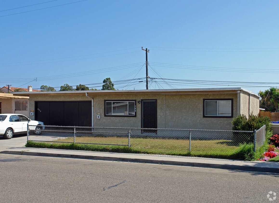 Building Photo - 780-786 Jane Dr