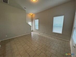 Building Photo - 125 Windfield Path