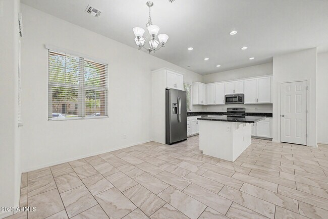 Building Photo - 14962 W Virginia Ave