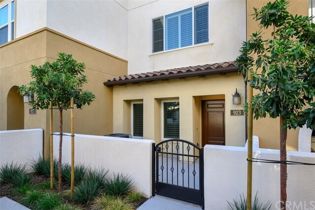 Foto principal - 923 E Drapery Ln